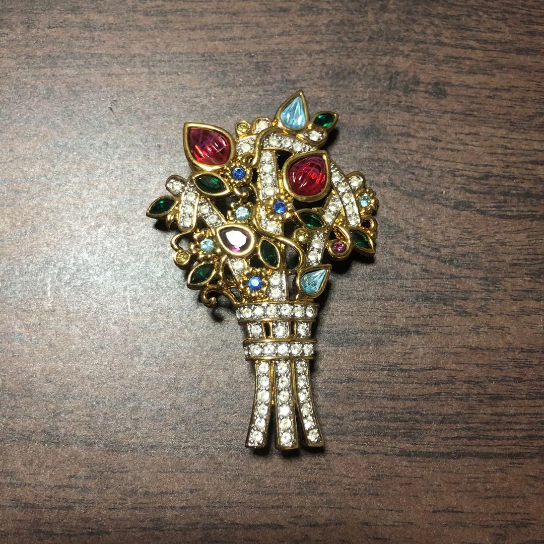 スワロフスキー　花束デザイン ブローチ 多色ストーン