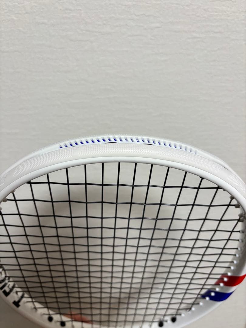 Tecnifibre T-FIGHT 300g テニスラケット