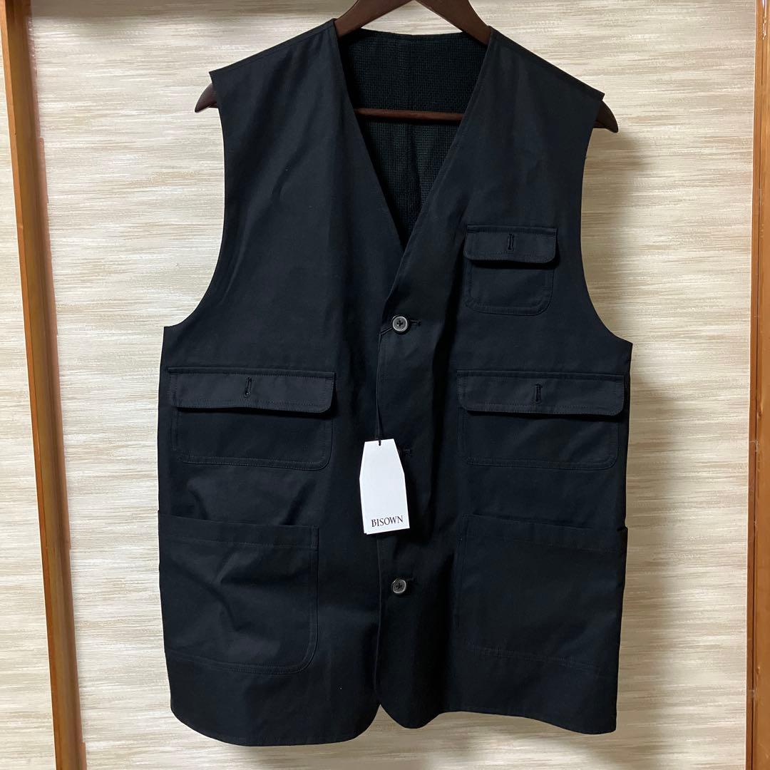 トップス BISOWN REVERSIBLE VEST