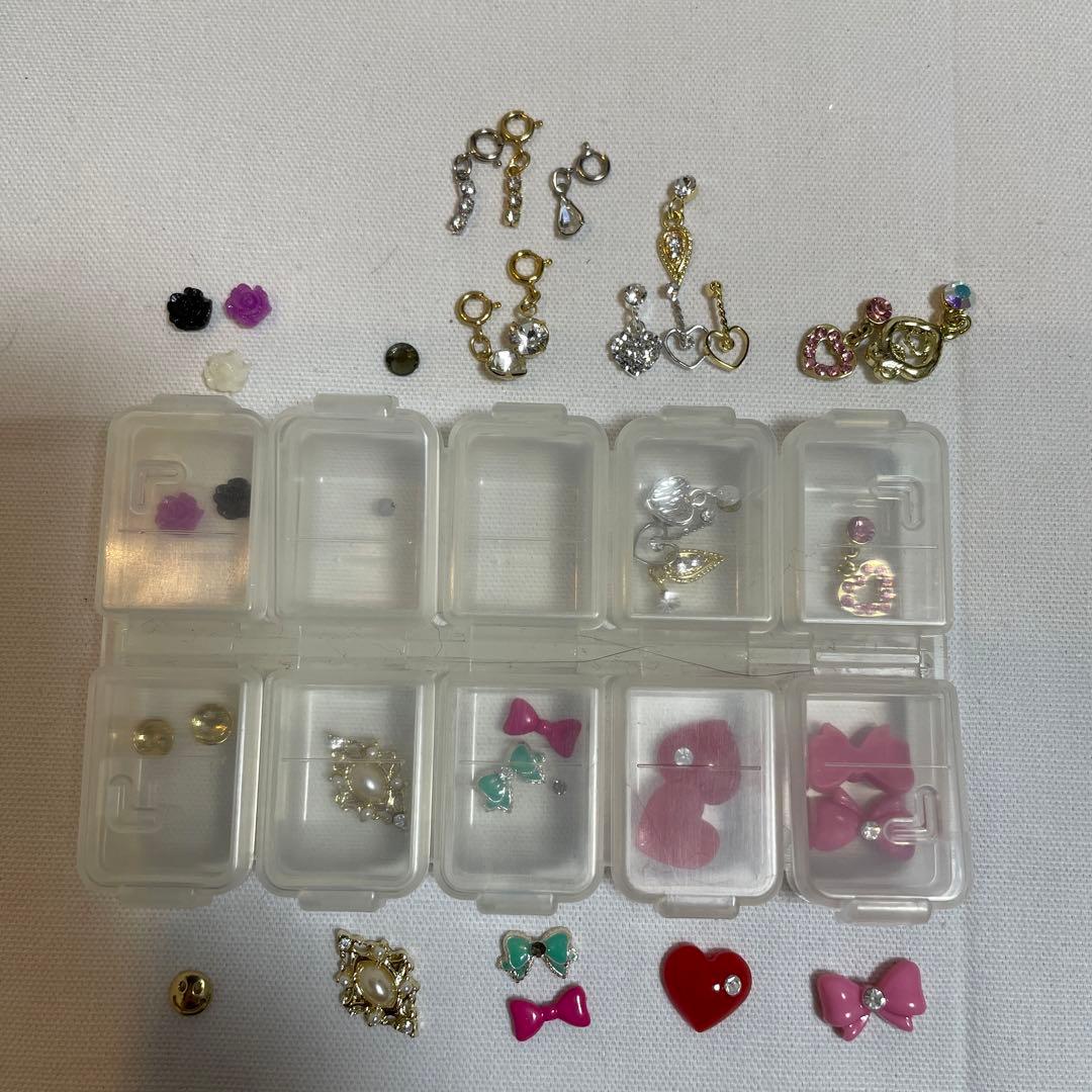 ネイルアート用品　ネイルパーツ　ラインストーン　セット　まとめ売り