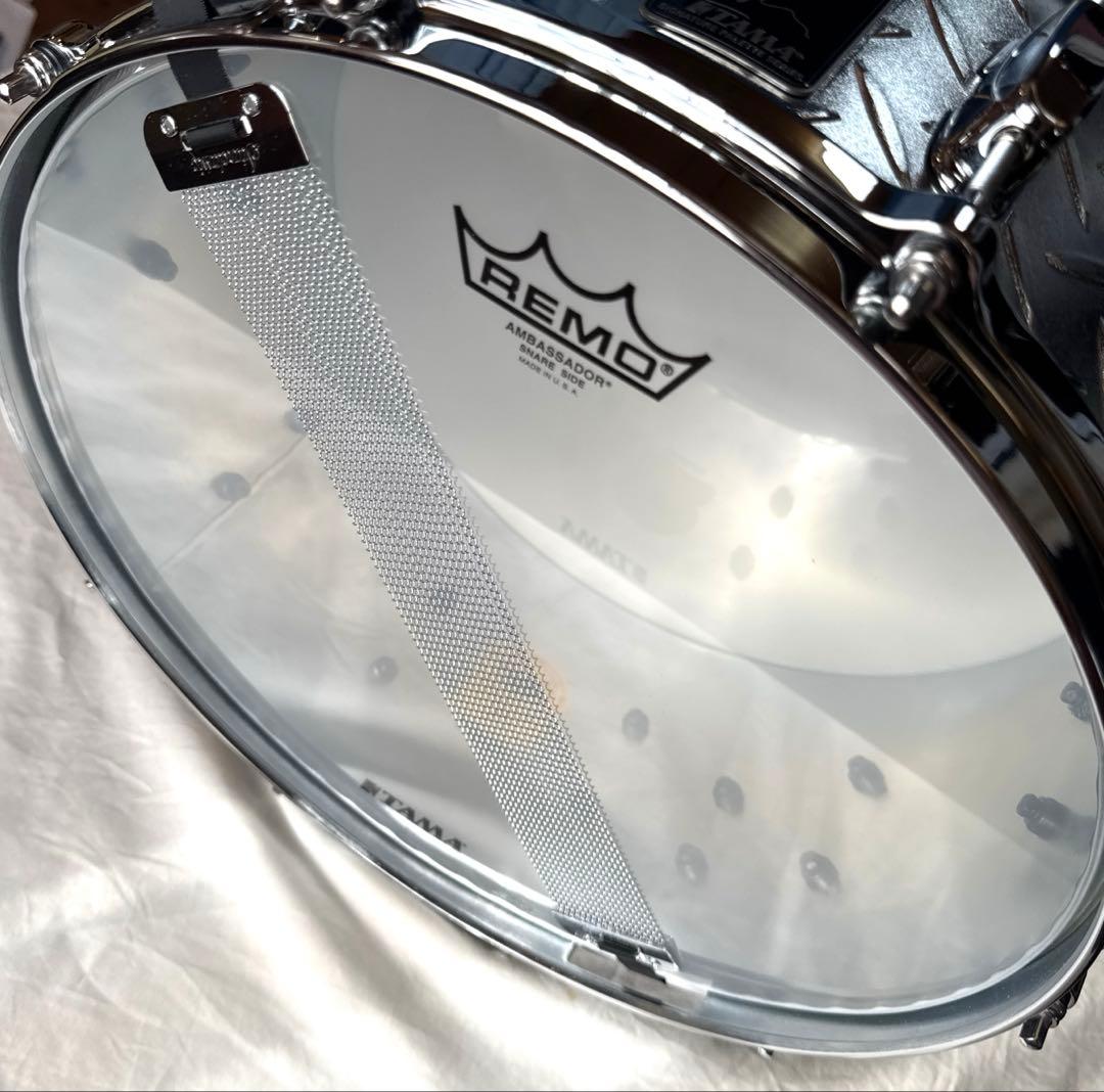 LU1465N Lars Ulrich Signature Model新品　箱無