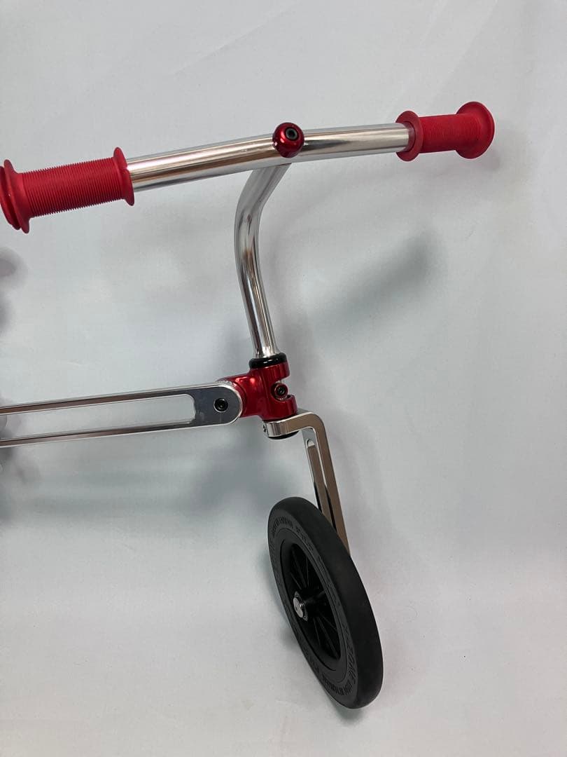 ≪美品≫XZONE キックバイク 2歳-5歳のペダルなし自転車 X-MINI 赤