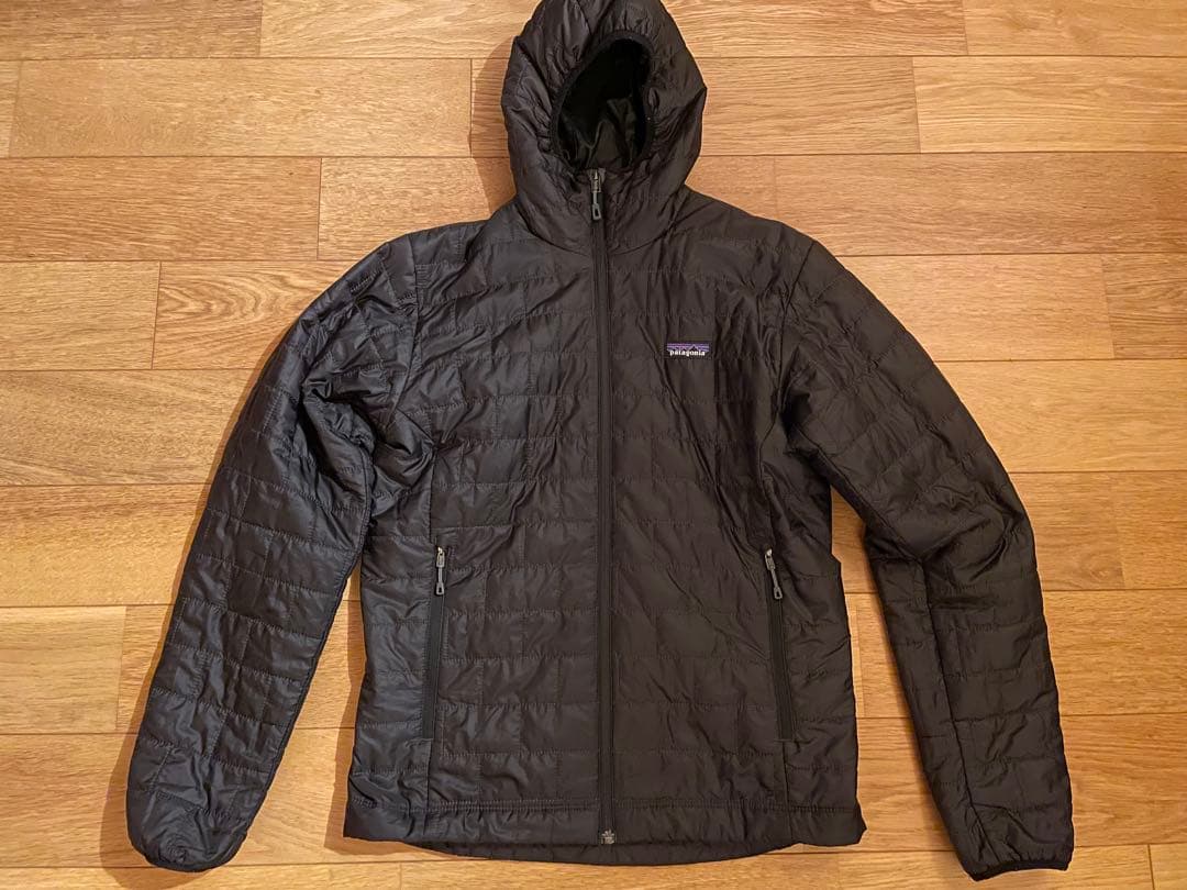 パタゴニア　ナノパフフーディー　ブラック　Sサイズ