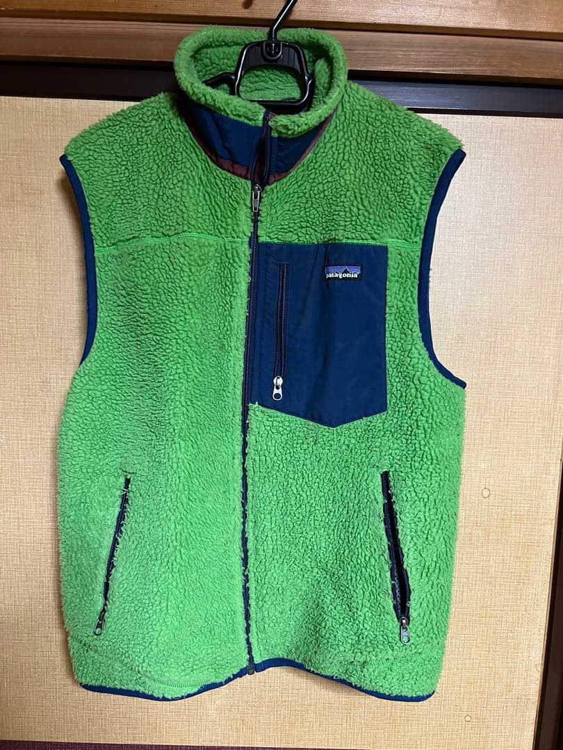 パタゴニア　ベストMサイズ