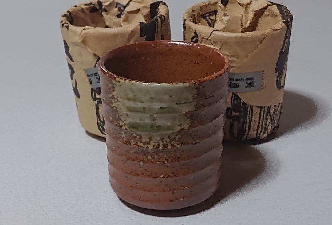 新品未使用　信楽焼宗陶窯　茶器8点セット　パンフレット付き　(匿名配送)