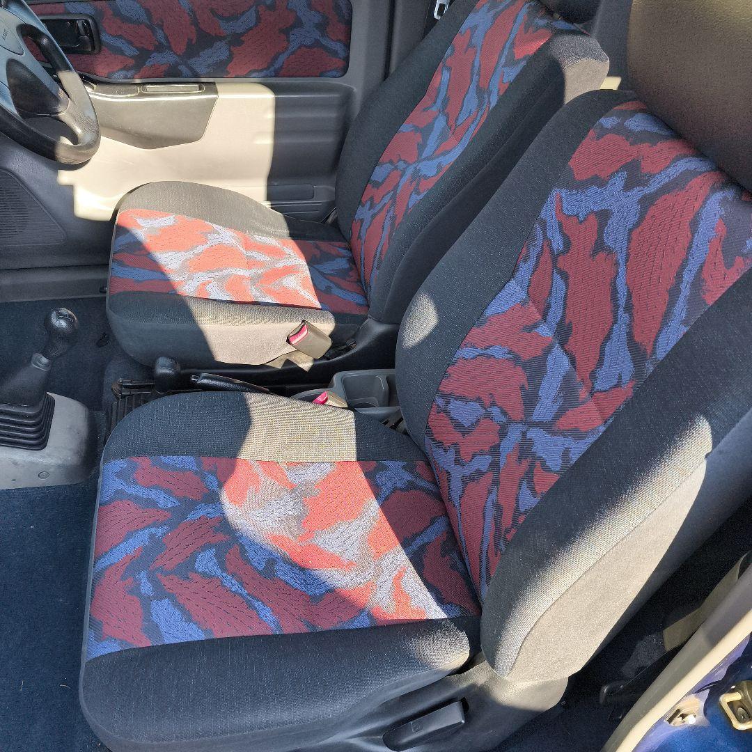 オイル漏　凹傷褪せ痛みプラサフ塗装部分有り　部品取車扱　パゼロミニ　車両保証無し