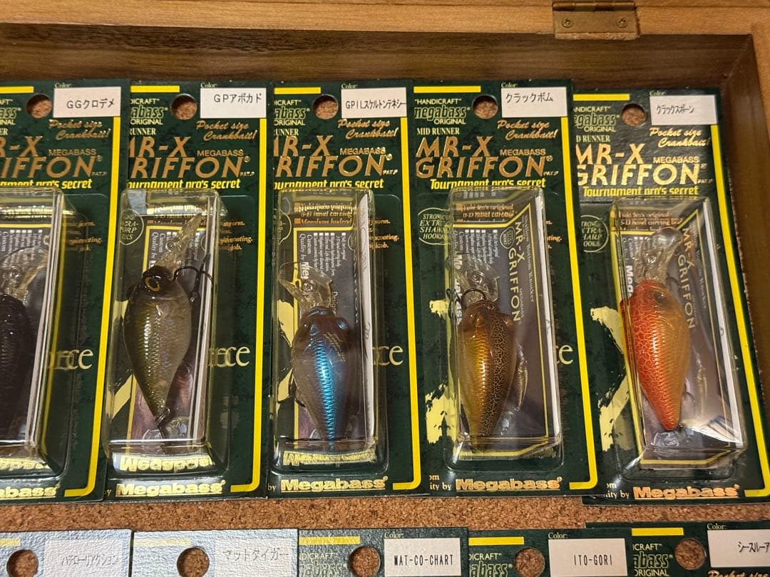 メガバス　MR-Xグリフォン　新品35個　2002年頃のカタログ全カラー