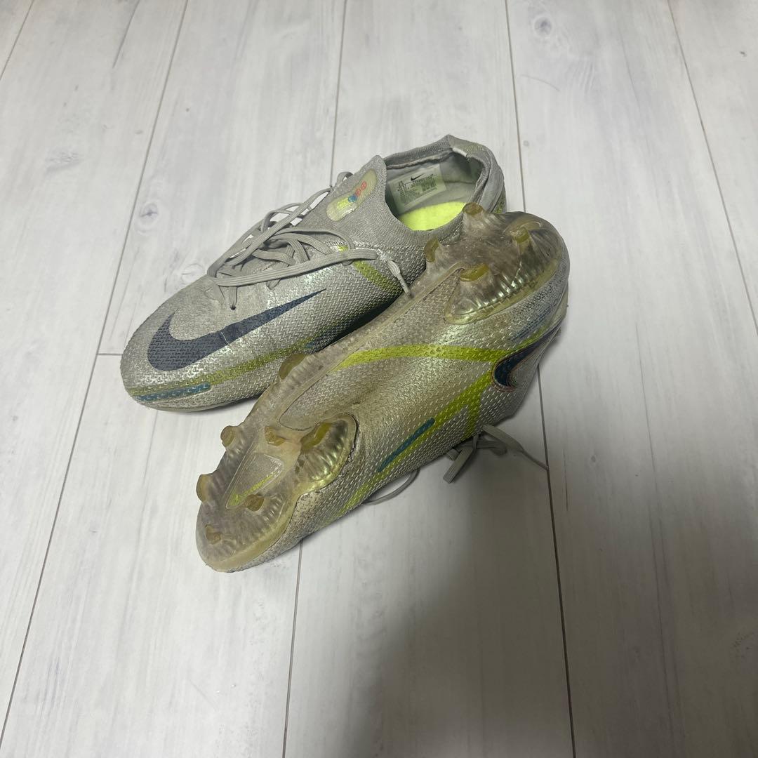 ナイキファントムgt(トップモデル)