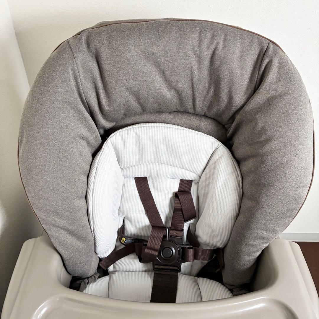 コンビ ネムリラ AT オートスイング シンプライト トイザらス限定モデル