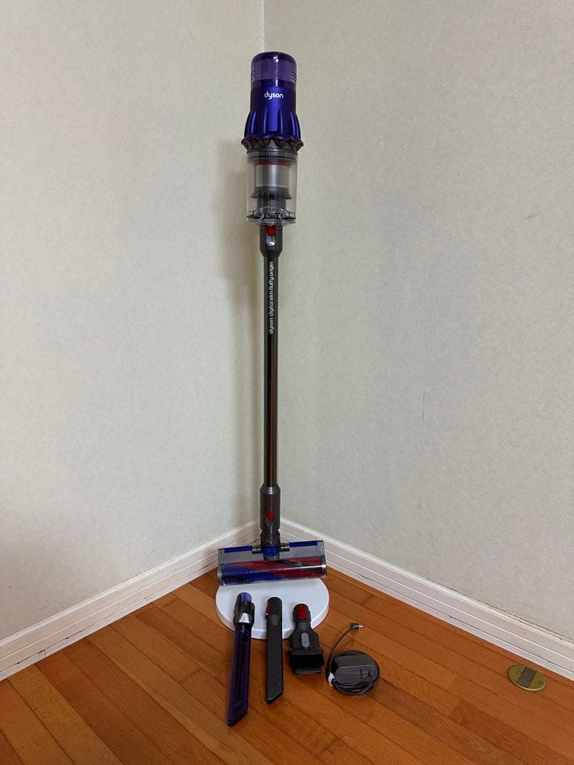 dyson 　SV18 コードレス掃除機　純正充電スタンド　先細LED付き