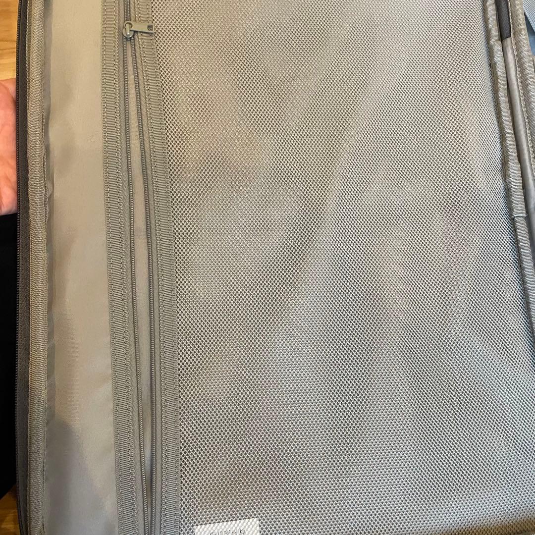 無印良品 半分の厚みで収納できるソフトキャリー ケース　グレー　S 美品　畳める