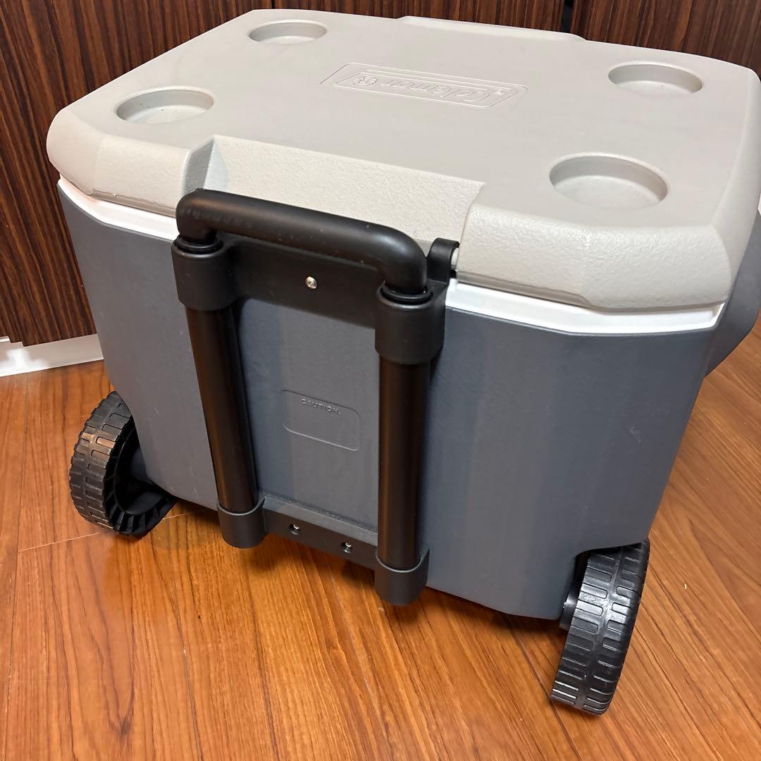 コールマン⭐︎限定カラー⭐︎美品⭐︎クーラーボックス