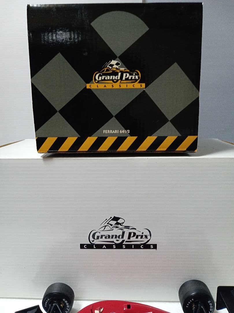 エグゾト1/18フェラーリ641/2マンセルフィギュア付