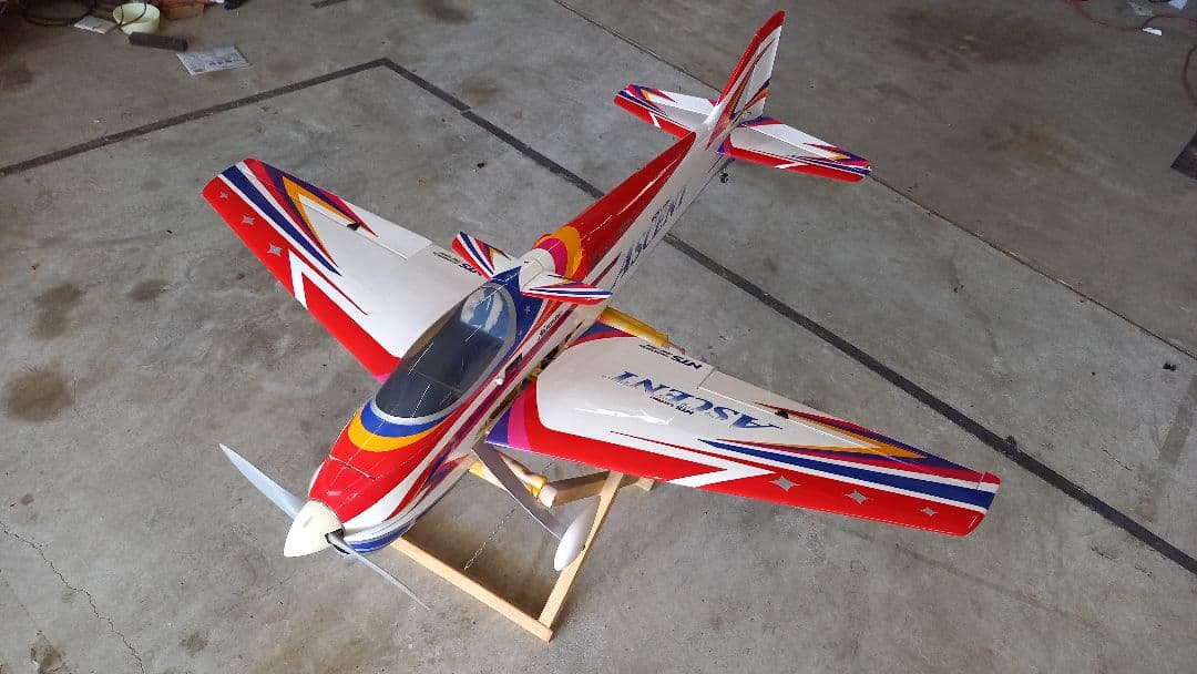 アセント80　F3A　ラジコン飛行機