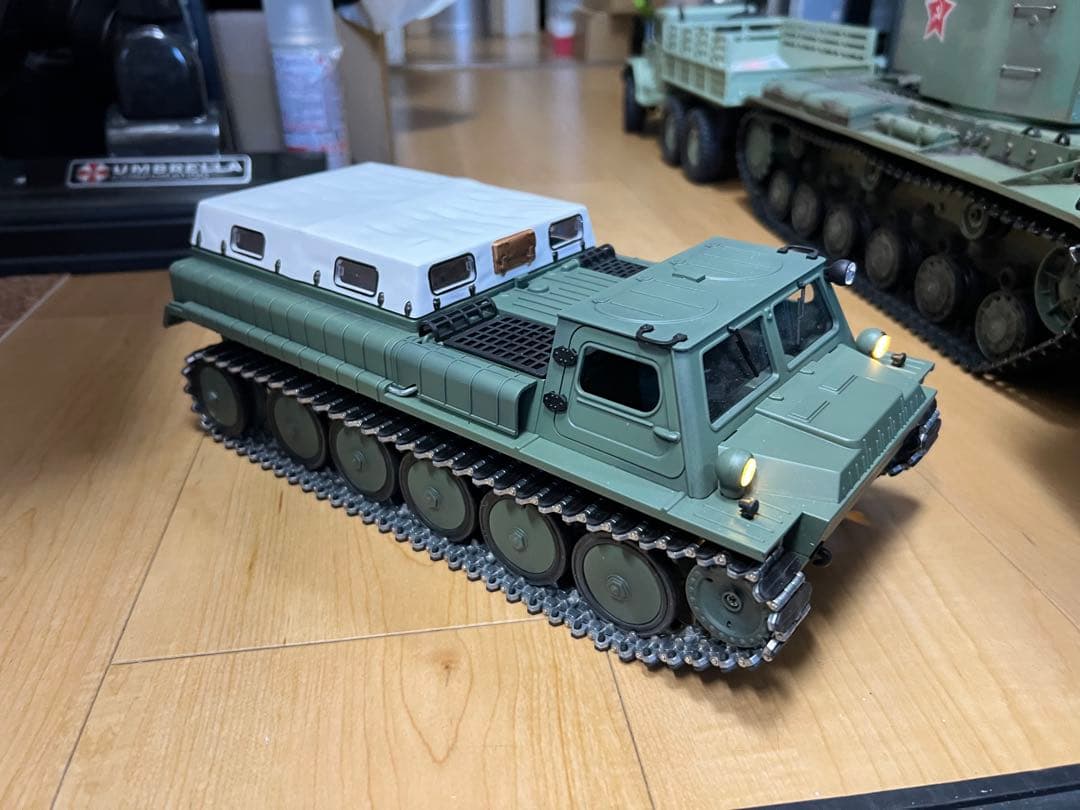 WPL E-1 1/16 新品 塗装 再組立て 金属履帯 1台制作中