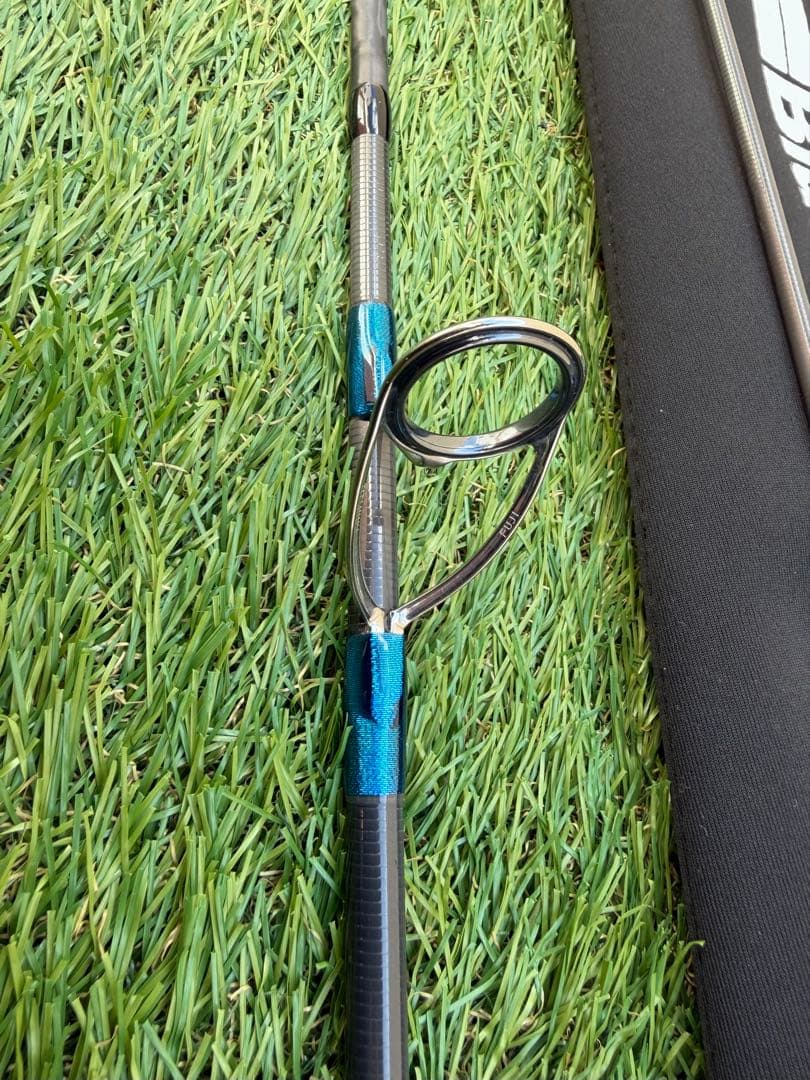 あっちゃん BlueBlue ヘンニハル77M 美品、保証書なし