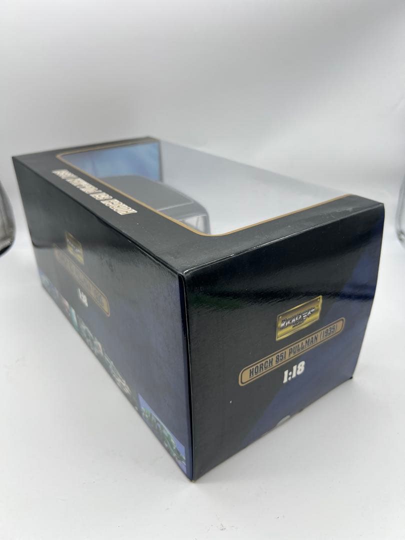 No317ミニカー1/18箱ありHORCH 851 PULLMAN 1935