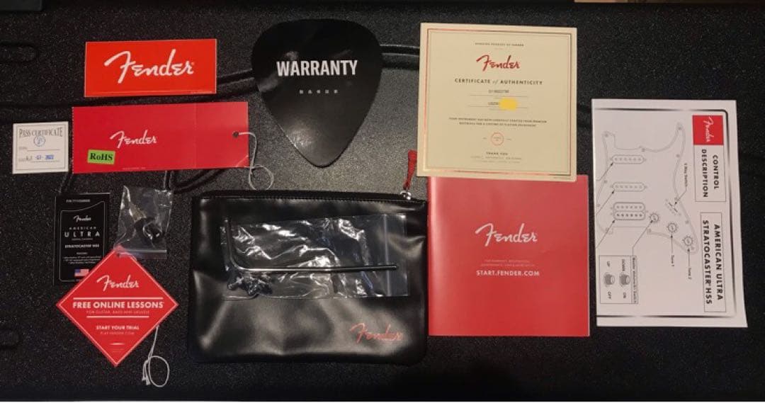 フェンダー American Ultra Stratocaster HSS