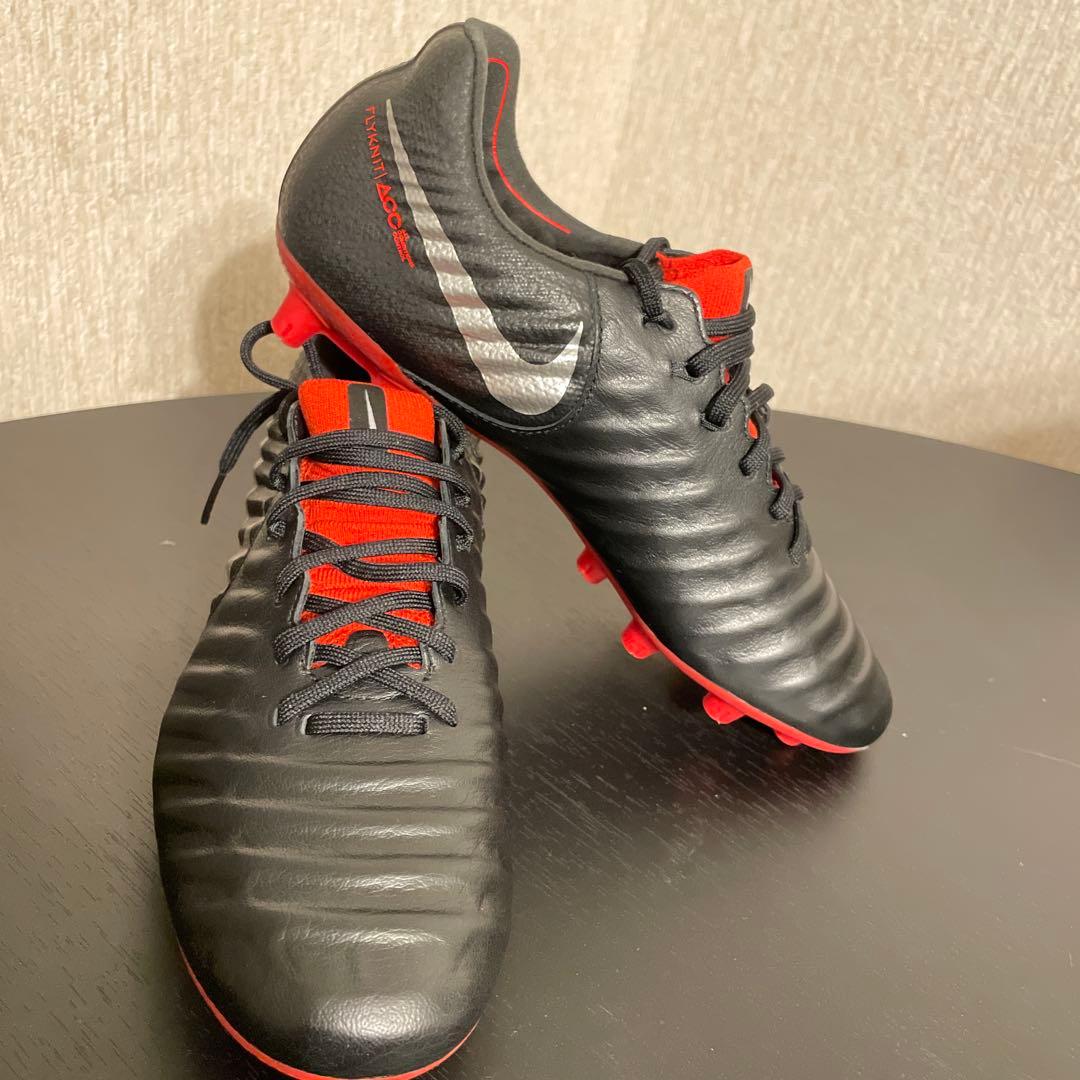 ナイキ 【 ティエンポ レジェンド7 エリートHG 】