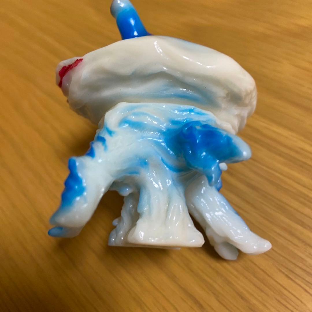 ヤモマーク プニゴン 乳白成型 ソフビ 5438