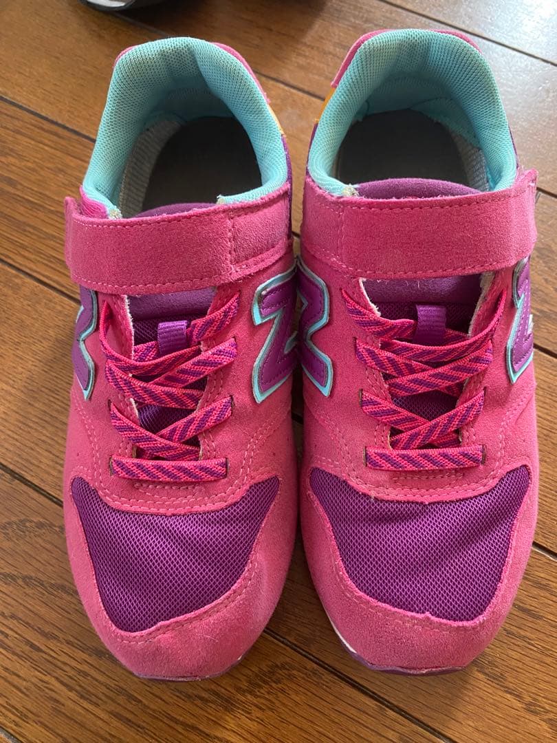 キッズ　NB ニューバランス　スニーカー（まとめ売り）