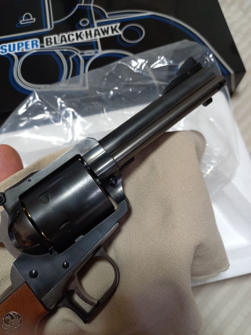 スーパーブラックホーク　エクセレントHW ガスガン 4.62インチ