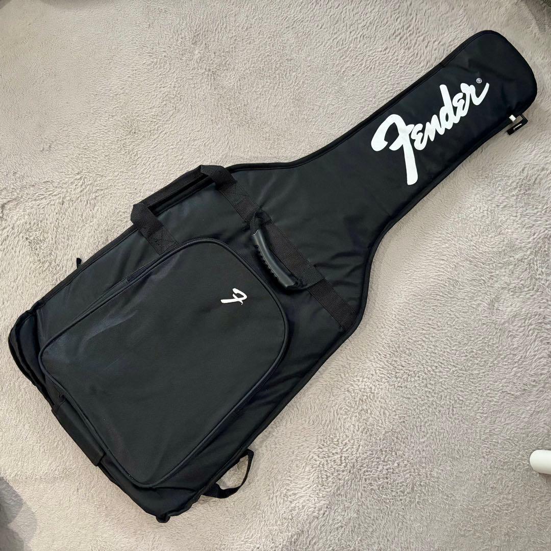 たちつ　Fender 70s仕様ストラトキャスター