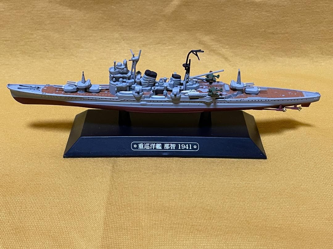 戦艦・重巡洋艦・軽巡洋艦・駆逐艦・航空母艦ミニチュア　１８隻