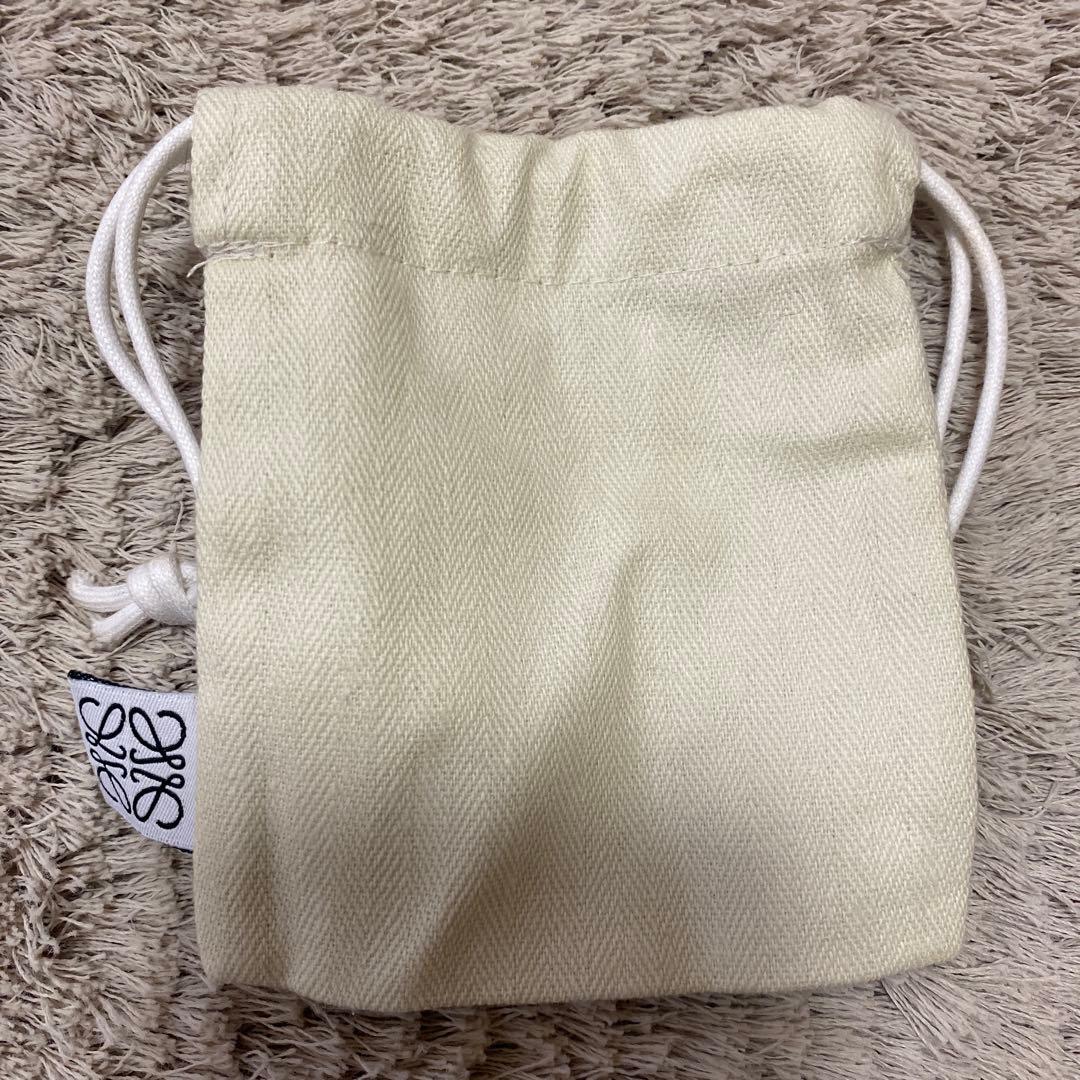 ロエベ　アナグラム　ブローチ　ゴールド