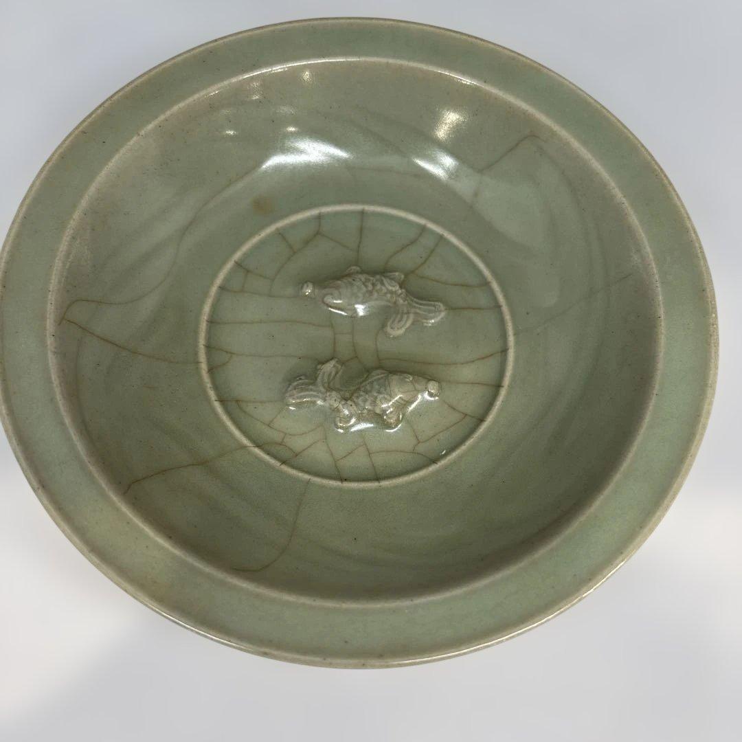 金魚浮彫り 緑色平皿