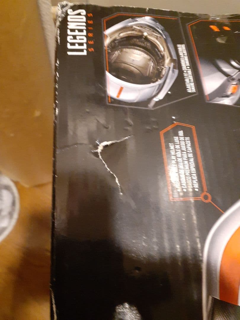 ハズブロ マーベルレジェンド１/1アントマン エレクトリックヘルメット