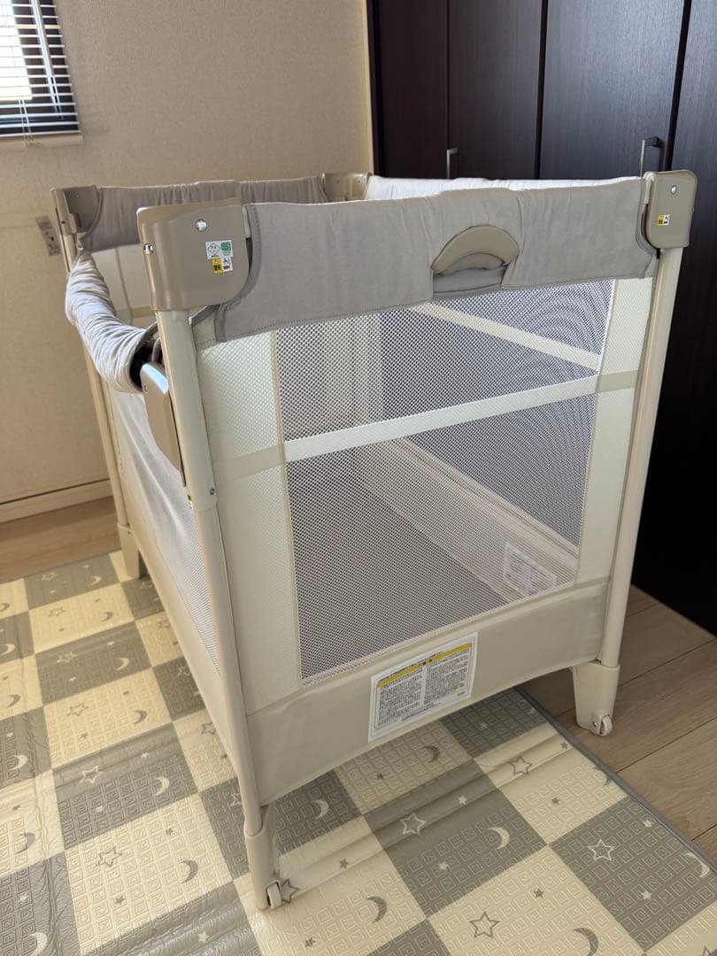 【美品】ココネルエアープラス　折りたたみ式メッシュベビーベッド　取説付き