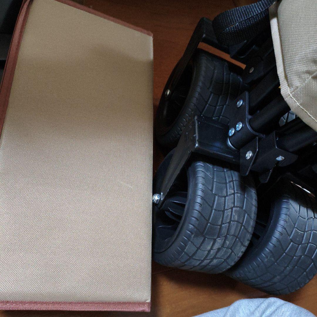 大容量キャリーワゴン150L／折りたたみテーブル付／カーキ色／極太タイヤ