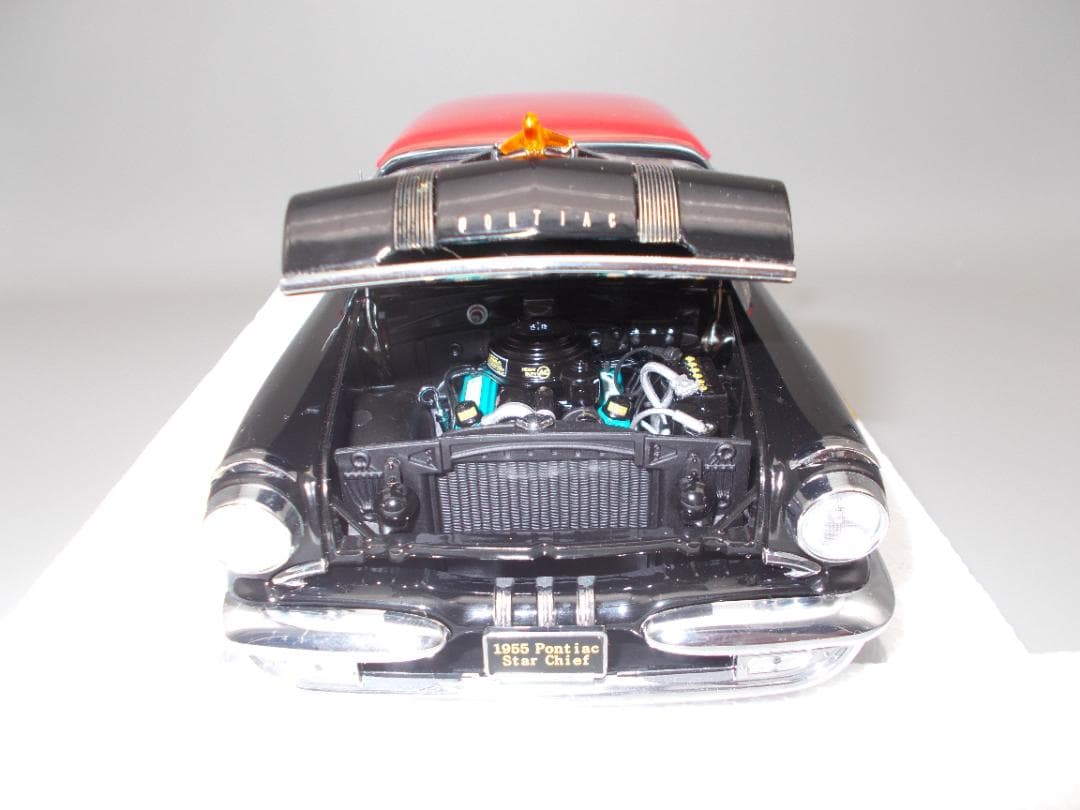 1955 Pontiac StarChief SunStar社製 1/18