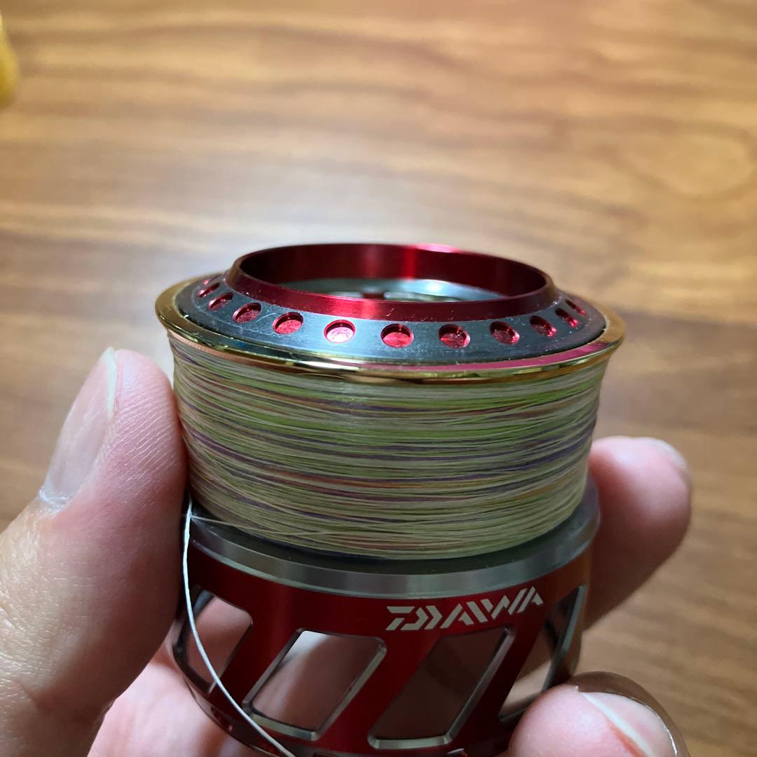 廃盤　美品　ダイワ　アイズファクトリー　RCS 2506 レッド　スプール