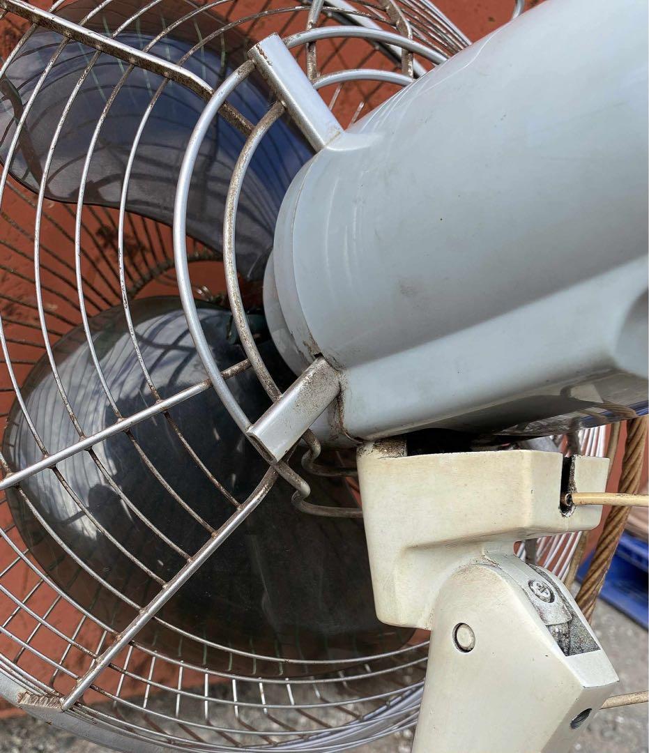 ち*う様 レトロ スタンド扇風機 シルバー