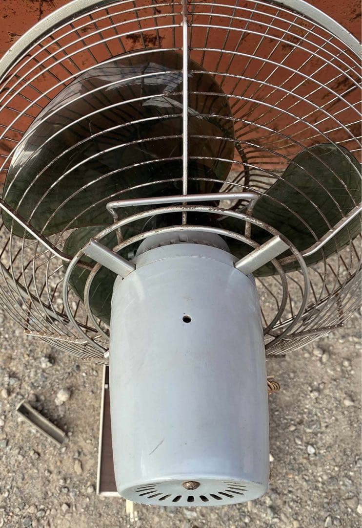 ち*う様 レトロ スタンド扇風機 シルバー