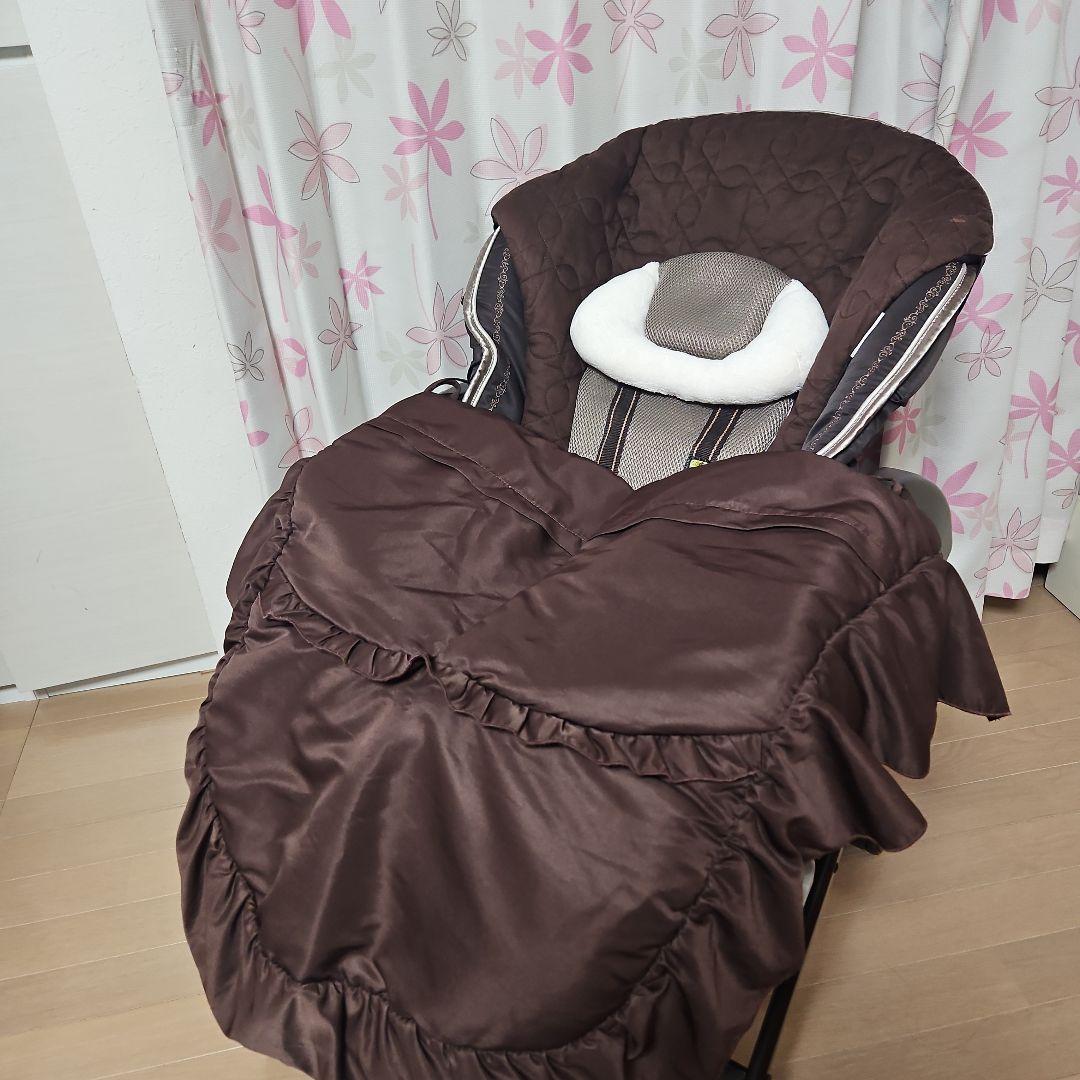 combi コンビ　 ネムリラ AUTO SWING ハイローチェア電動