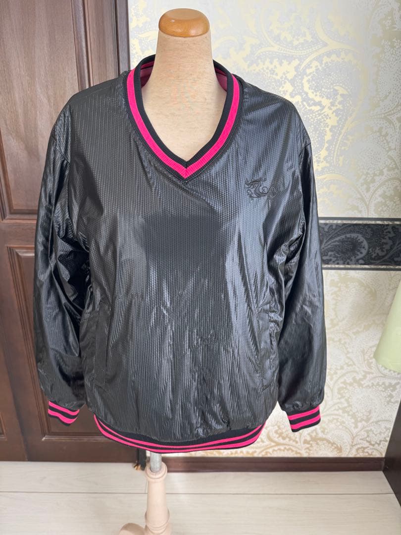 ダンスウイズドラゴン　リバーシブルフリースジャンパー