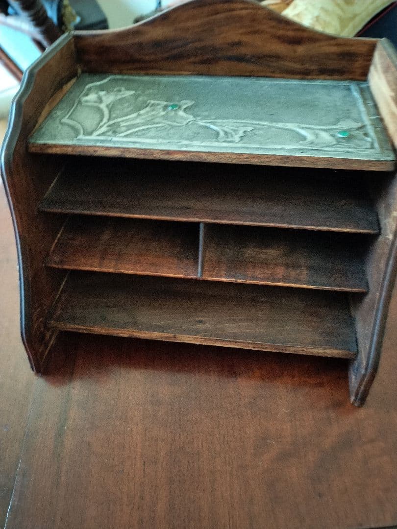 フランスアールヌーボの小棚アンティーク