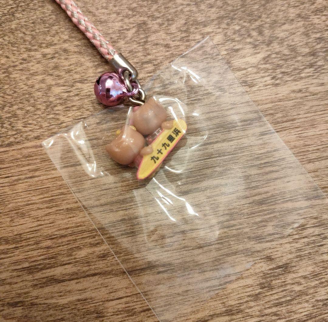 【レア】ご当地キティ　ストラップ　千葉九十九里浜　日焼けキティ