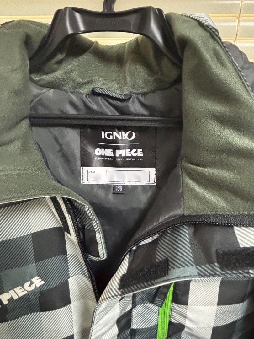 IGNIO (ONE PIECE)スノーボードウェア付属品8点