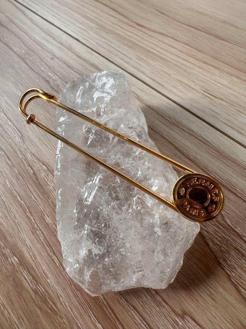 HERMES セリエ　ピンブローチ