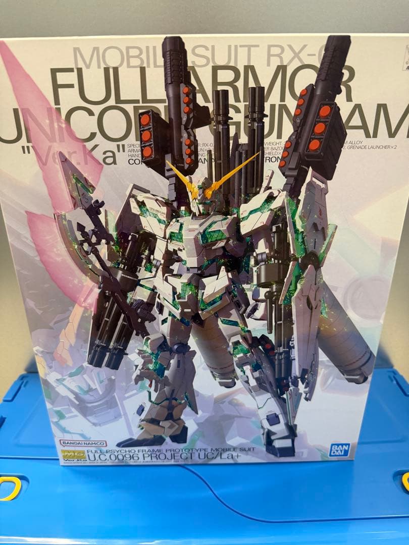 MG 1/100 FAユニコーンガンダムVer.Ka&光の結晶体セット