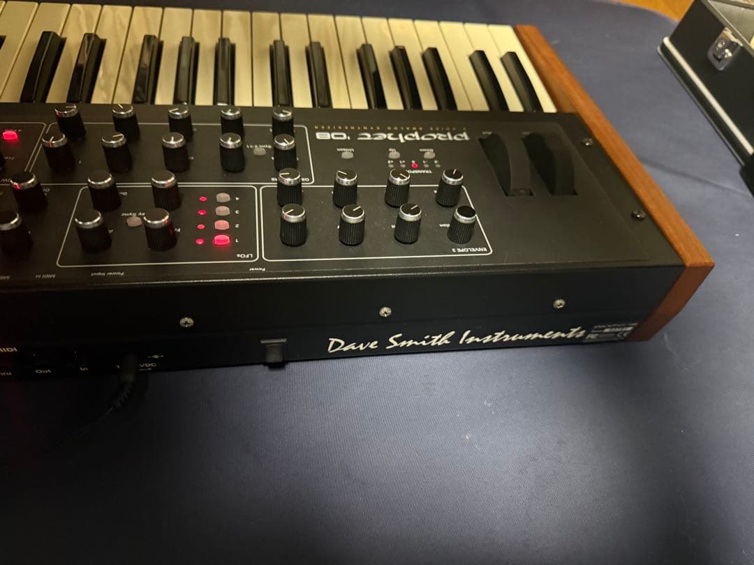 鍵盤楽器 Dave Smith Instruments Prophet 08