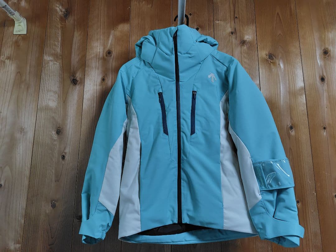 DESCENTE　デサント　スキーウェア上下セット　レディース
