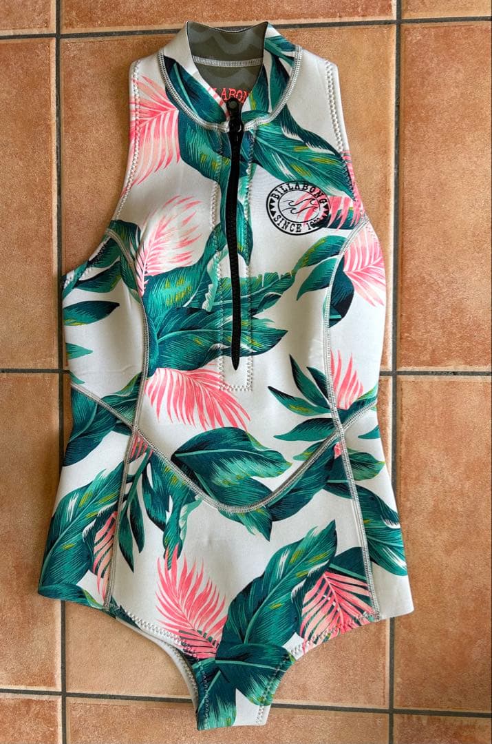 ビラボンbillabongウエットスーツsurfcapsuleショートジョン水着