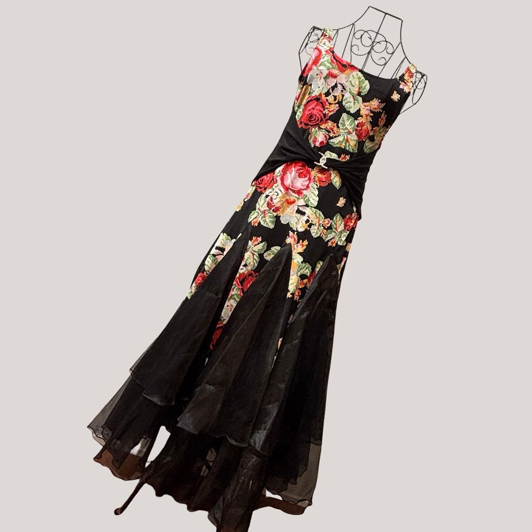 【美品】イチオク 社交ダンス ドレス ワンピース 花柄 ローズ ティアード 黒