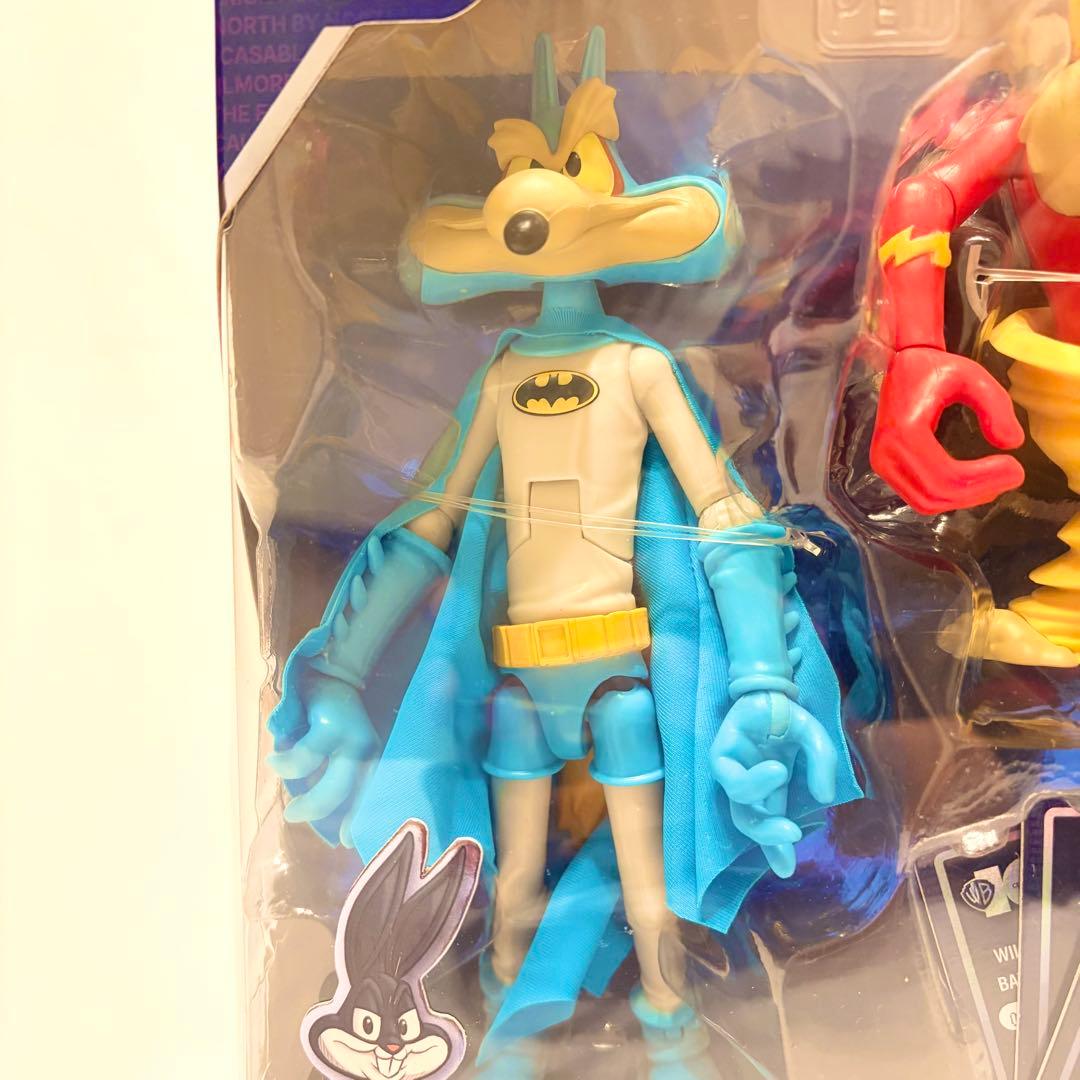 【日本未発売】ワーナー100周年 ルーニー・テューンズ DCコラボフィギュア
