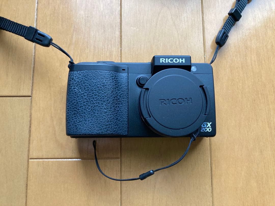 RICOH GX200 コンパクトデジタルカメラ
